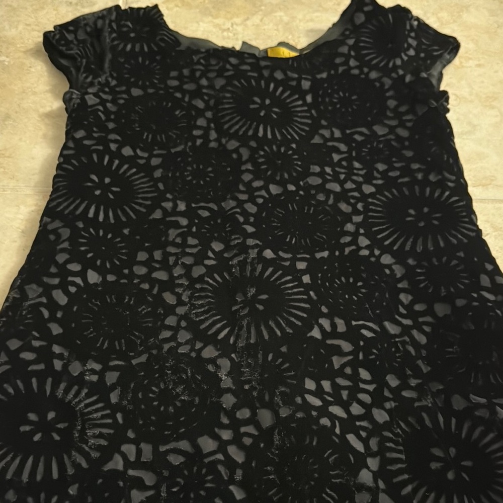 Black Floral Burnout Short Sleeve Top